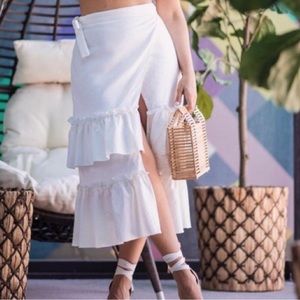 BNWT By Egreis Sonia Skirt